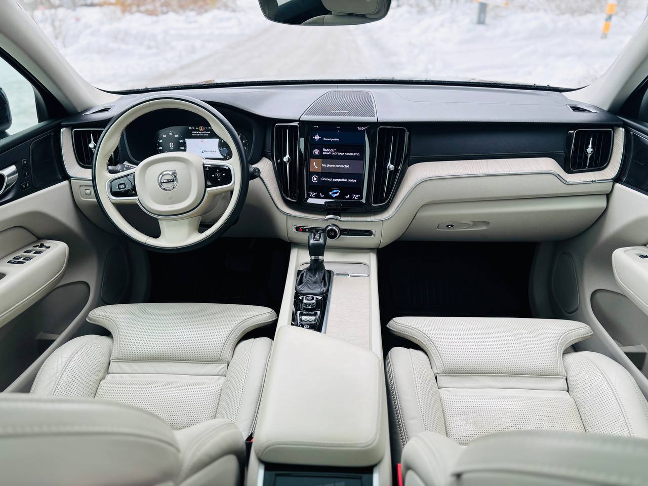 2021 Volvo XC60 INSCRIPTN